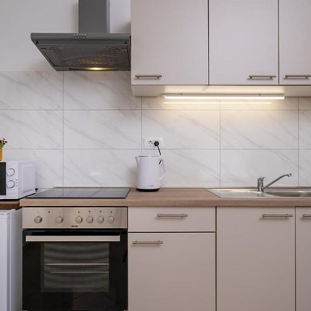 Studio Apartment Brigita Mlini Exterior photo