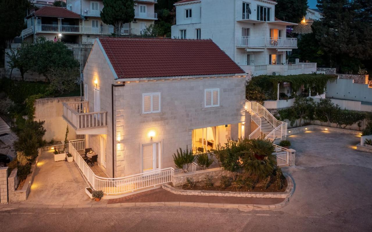 Studio Apartment Brigita Mlini Exterior photo